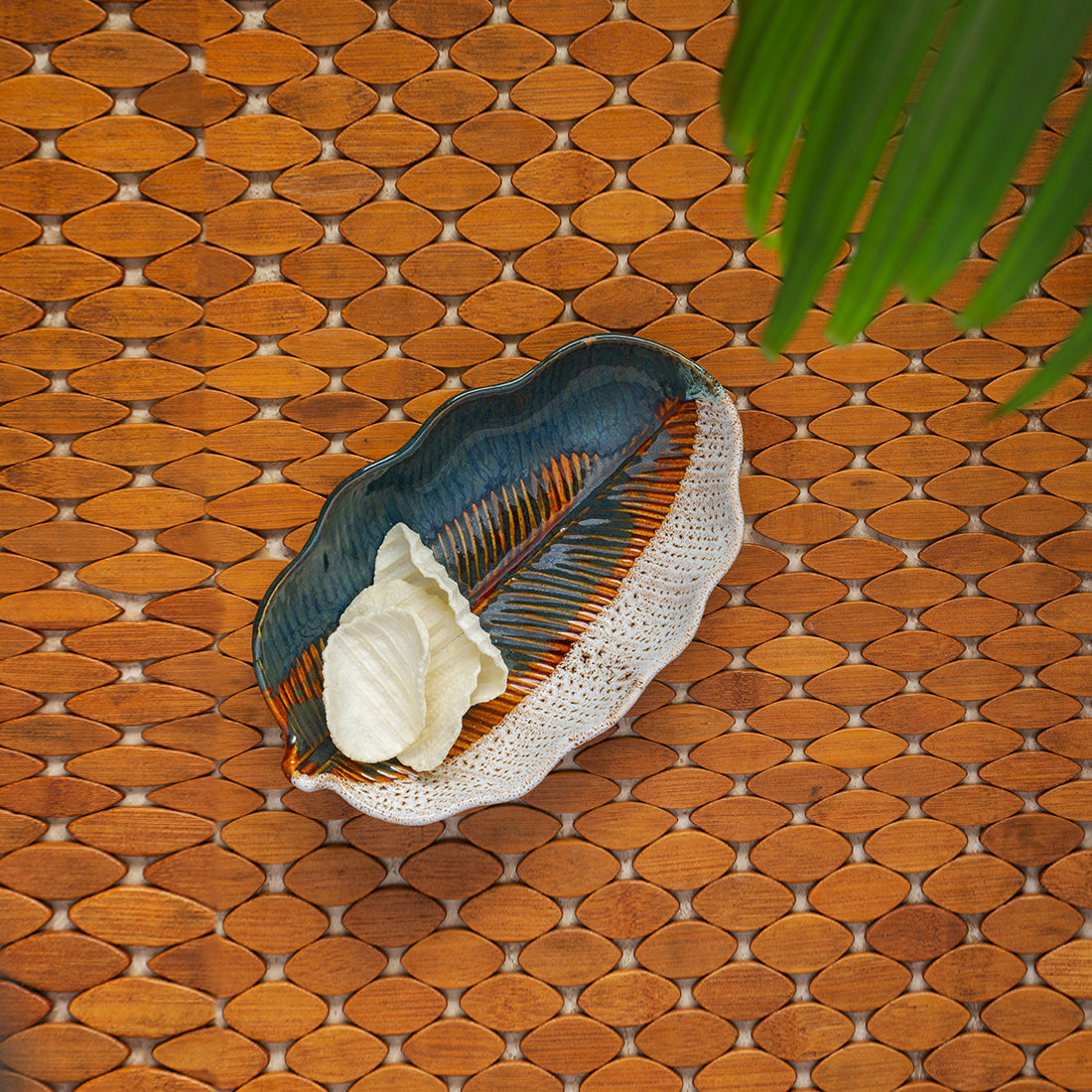 ‘The Banana Leaf’ Handcrafted Ceramic Serving Platter (24.9 cm | Microwave Safe)