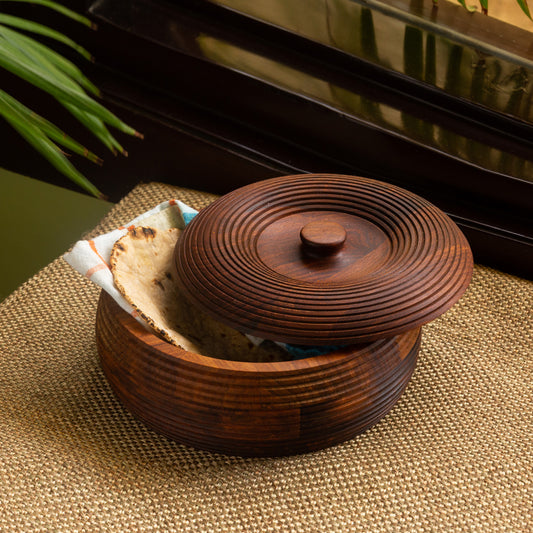 Ripples of Wood – Hand-Carved Chapati Box in Sheesham Wood (1350 ml | Natural Dark Finish | Handcrafted)