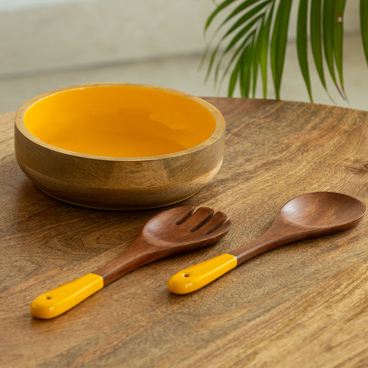 Honey Hive – Hand-Enamelled Wooden Salad Bowl with Servers (700 ML, Set of 3)